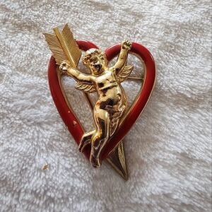 Vintage Cupid & Heart Brooch – Red Enamel Heart with Gold-Tone Cherub and Arrow